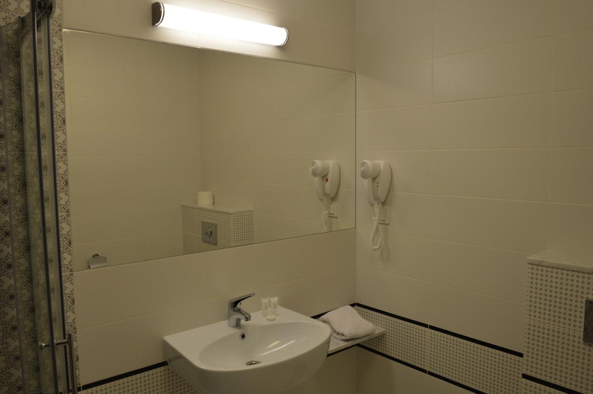 Hotel Via Baltica Łomża 部屋 写真